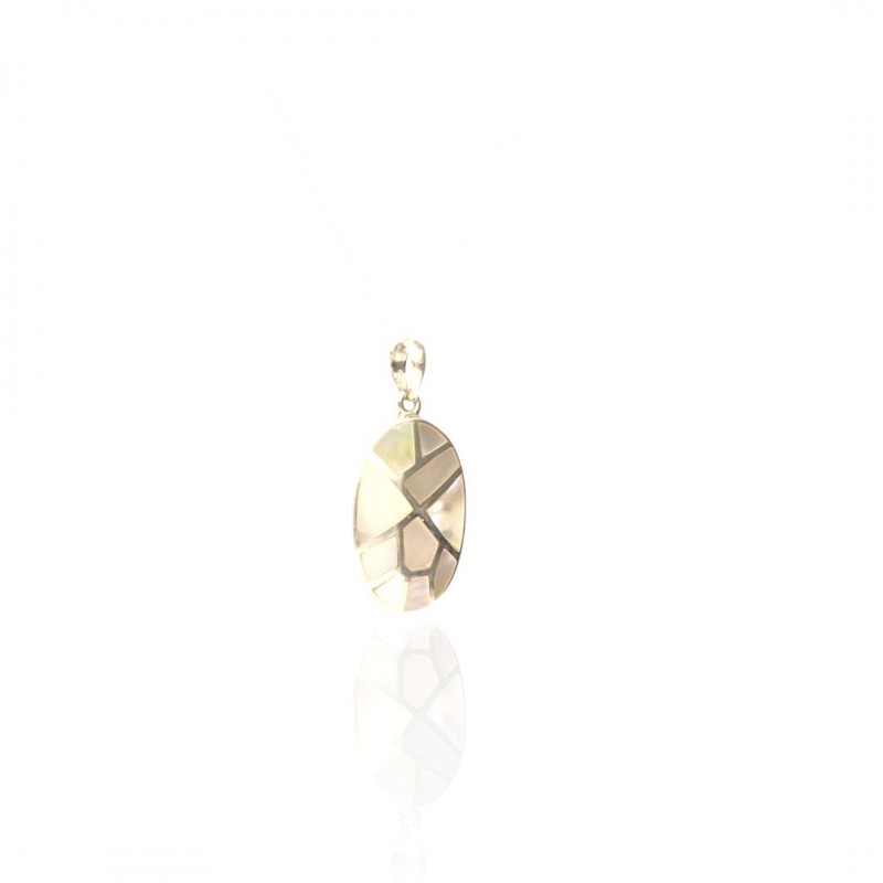 Pendentif ovale en argent 925 et nacre naturelle – Aléna