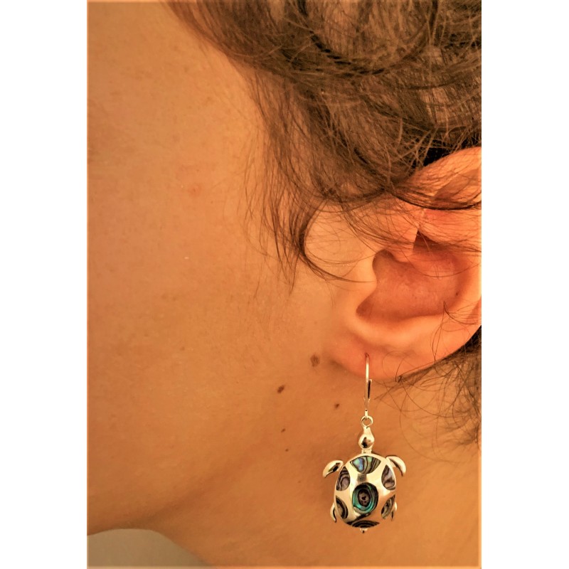 Bijoux Porté- Boucles d'oreilles Tortue Emma en Nacre Abalone et Argent 925